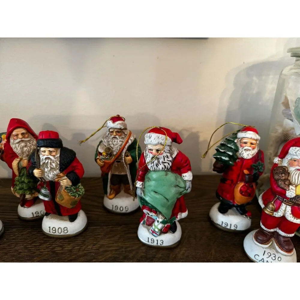 Vintage Memories of Santa collection 1990's 19 pieces ornaments